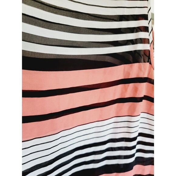 Torrid 4 Blouse Plus 4X Striped Chiffon Pink Black White Back Button Scoop Neck - Picture 4 of 8